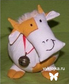 Выкройка детской игрушки "Коровка"